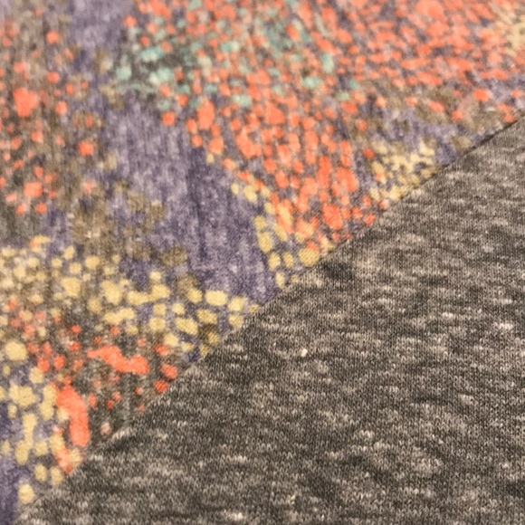 Lularoe Randy shirt, XL, grey body, BNWT - Picture 2 of 5